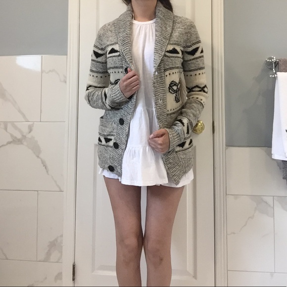 Sold Aritiza | Northwest Lambswool Sweater - Picture 4 of 11